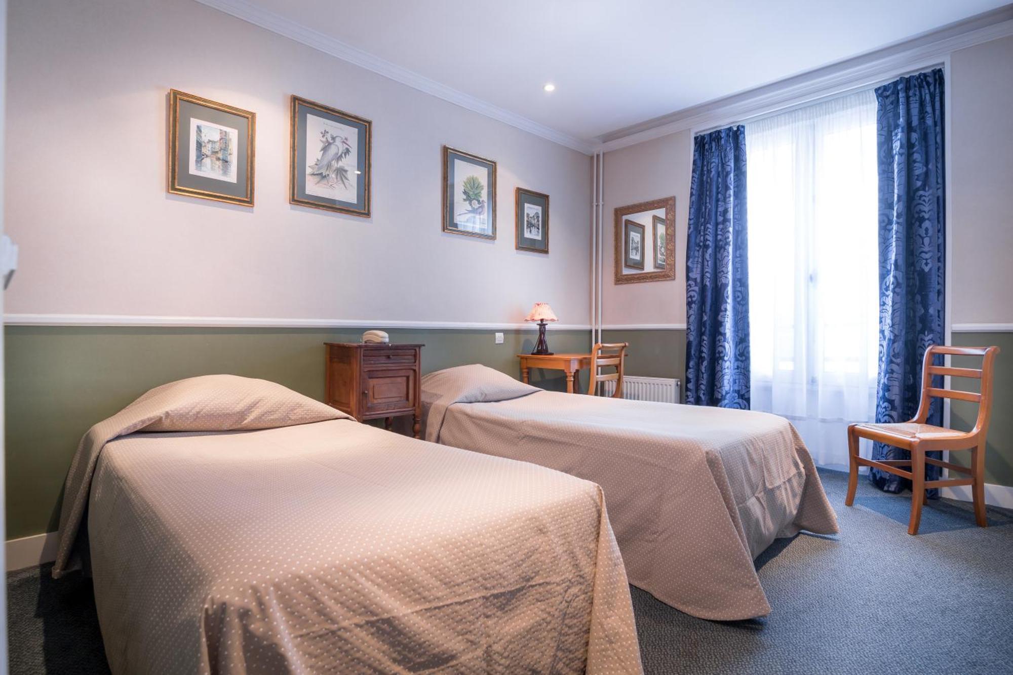 Hotel des Arts Paris Zimmer foto